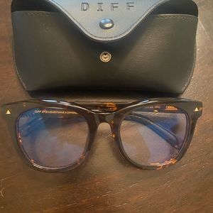Diff Eyeware blue light glasses